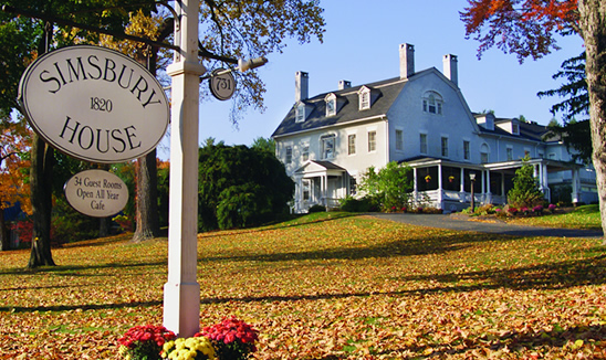 Simsbury 1820 House 01